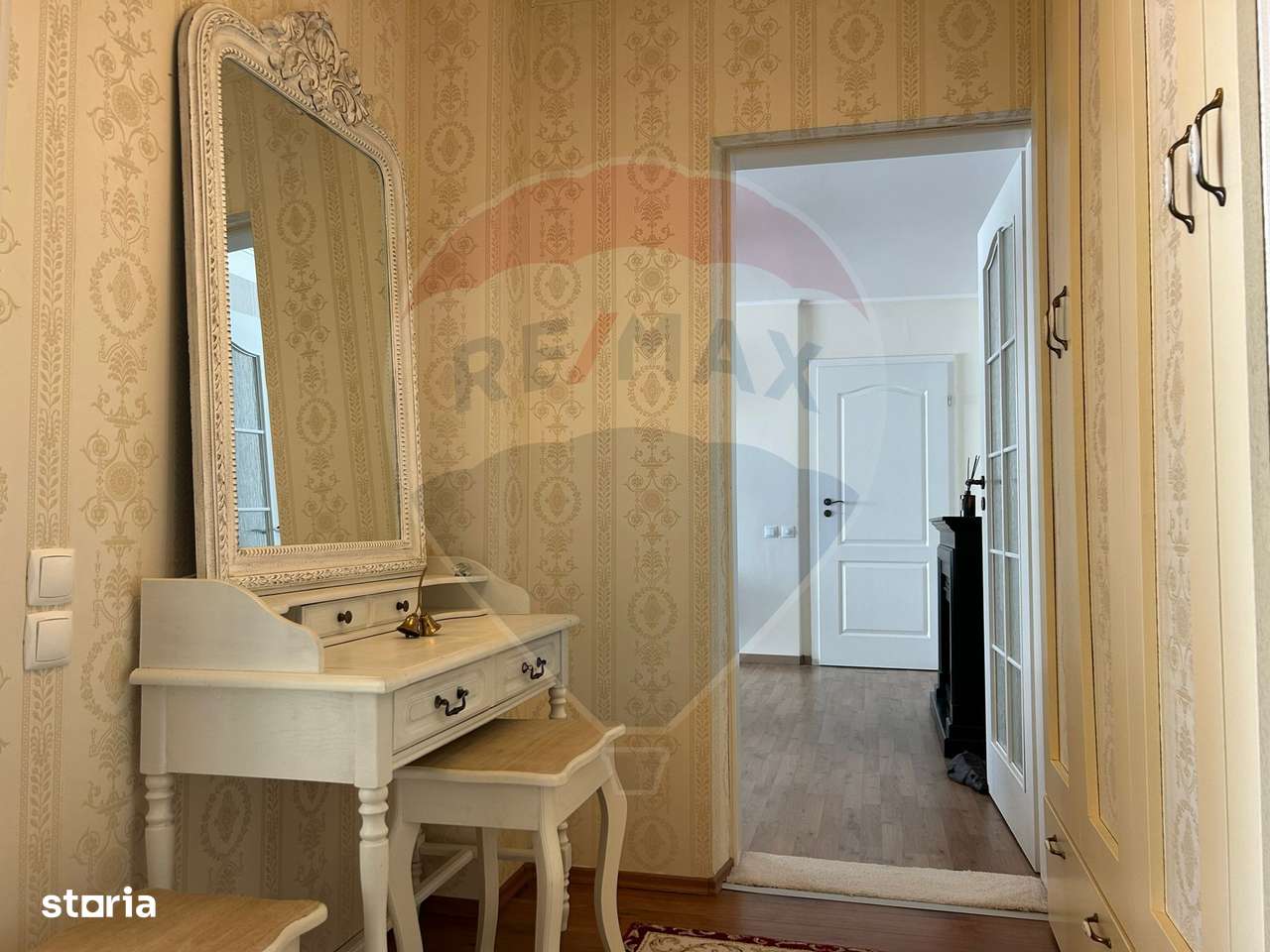 De vanzare apartament de lux pe Blvd. Decebal-1
