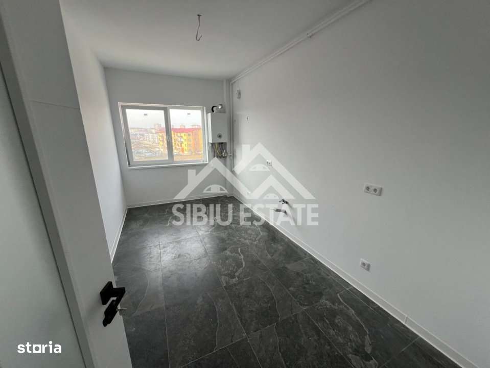 Apartament cu Gradina generoasa de 49 mp 3 camere, terasa, balcon - Imagine principală: 2/14