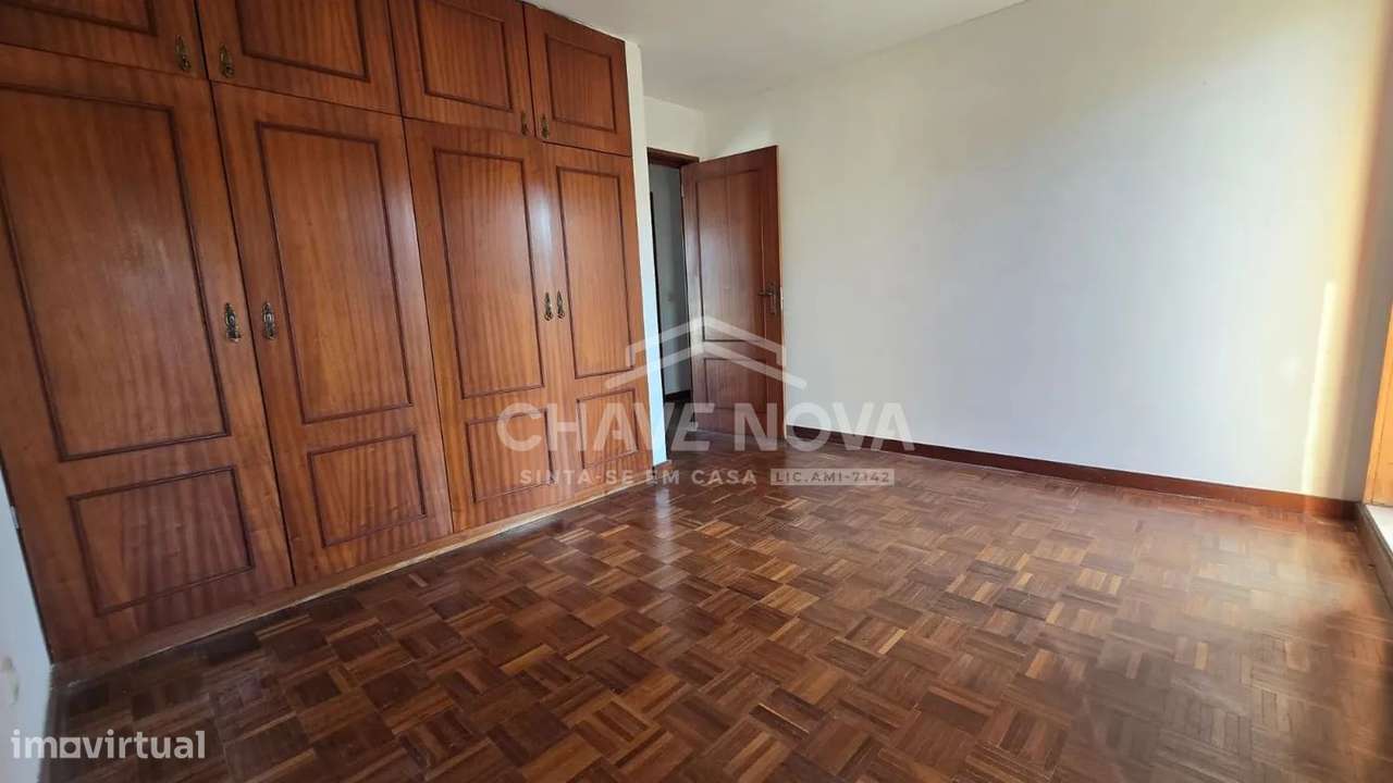 Apartamento T3 na Senhora da Hora – Junto ao Metro-22