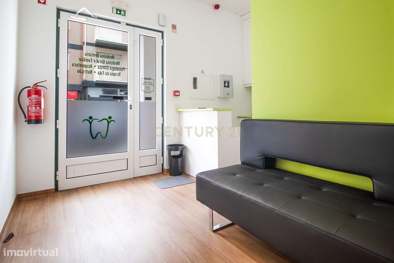 Espaço preparado para Clínica Dentária – Zona Histórica - Grande imagem: 4/25