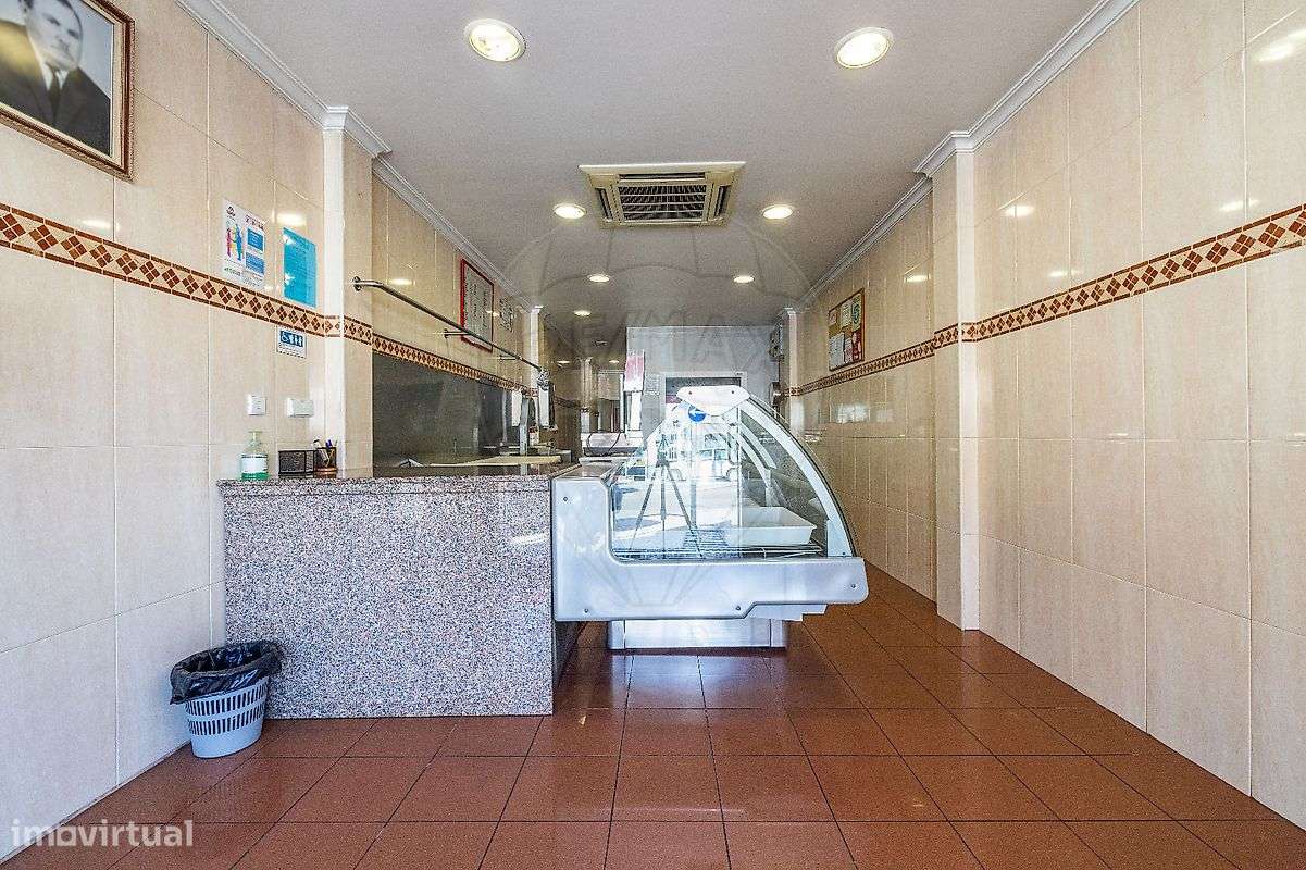 Outros - Comercial  para arrendamento - Grande imagem: 2/12