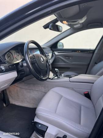BMW Seria 5 520d Touring Aut. Luxury Line - 10