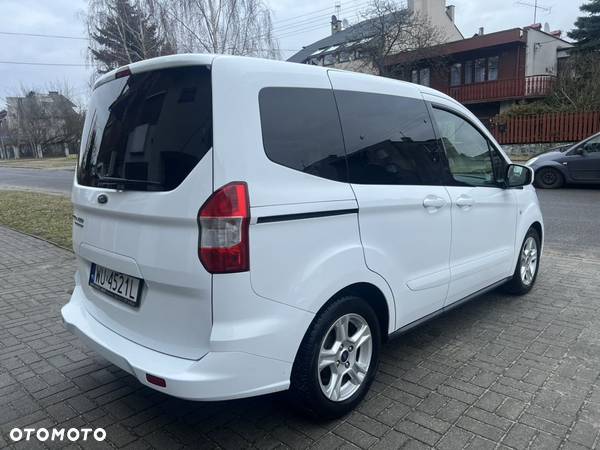 Ford Tourneo Courier 1.5 TDCi Trend - 5