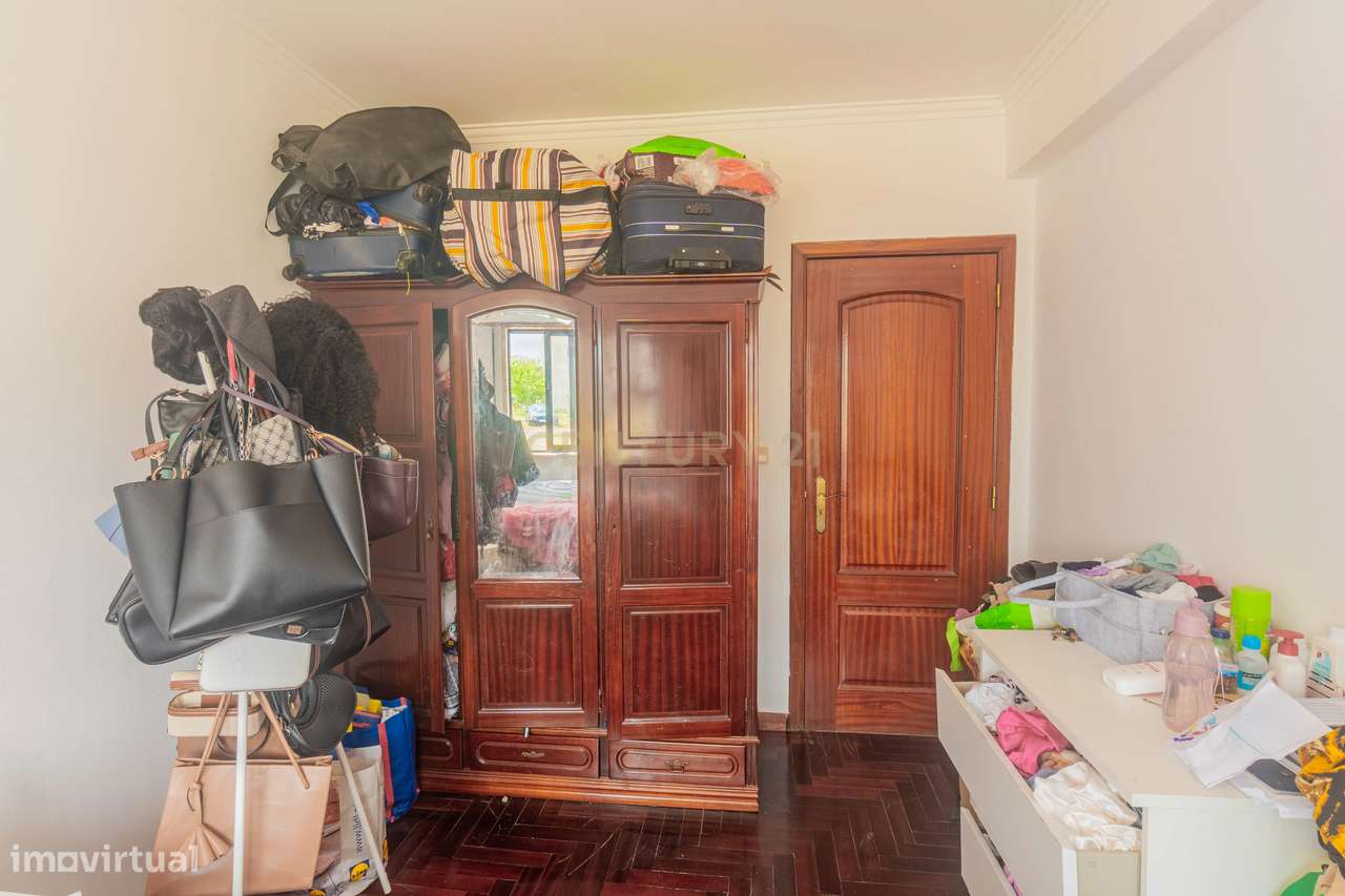 Apartamento T2 em Queluz (Pendão) com ou sem investimento!!-15