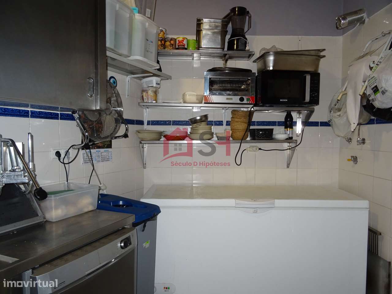 * Café Snack Bar /Churrasqueira Equipado*-12