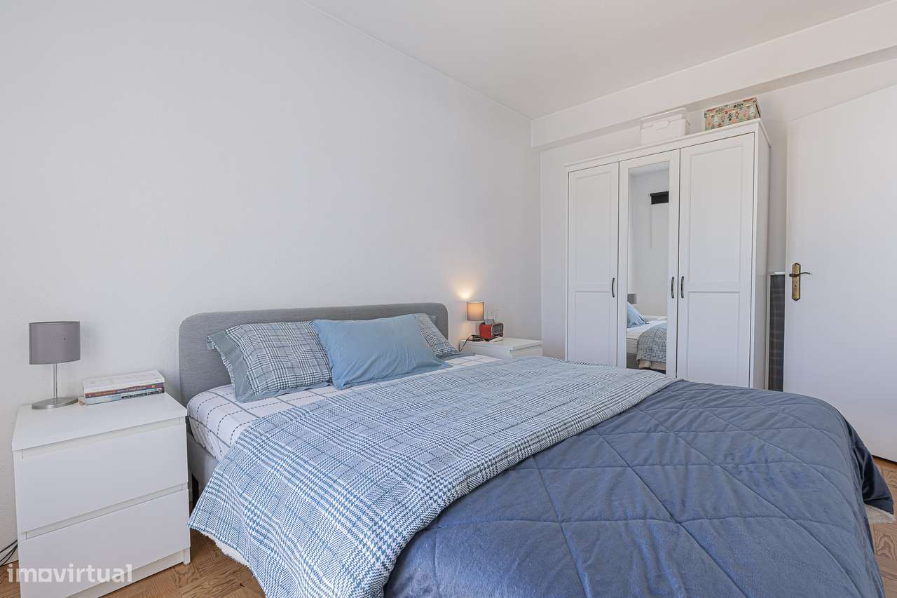 Apartamento de 4 assoalhadas no centro da Moita-19