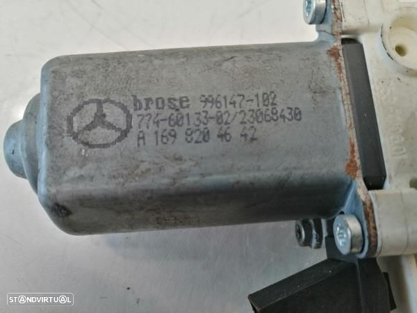 Motor Elevador Porta Tras Dto Mercedes-Benz A-Class (W169) - 3