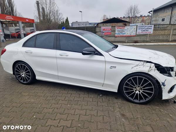 Mercedes-Benz Klasa C 450 AMG 4-Matic 7G-TRONIC - 3