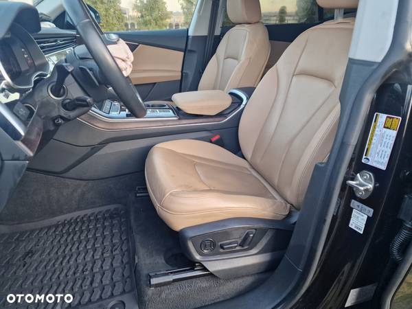 Audi Q8 55 TFSI mHEV Quattro Tiptronic - 2