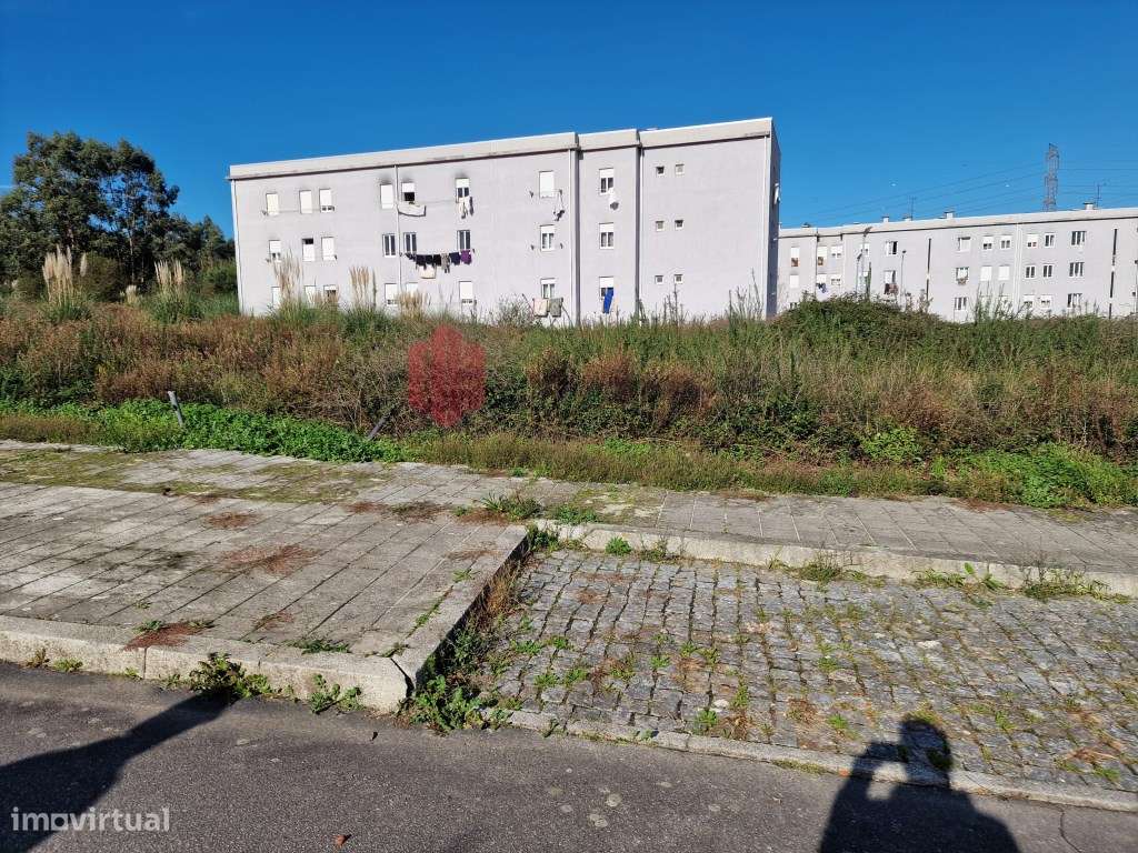 Terreno para construção em Ermesinde - 292m²-1