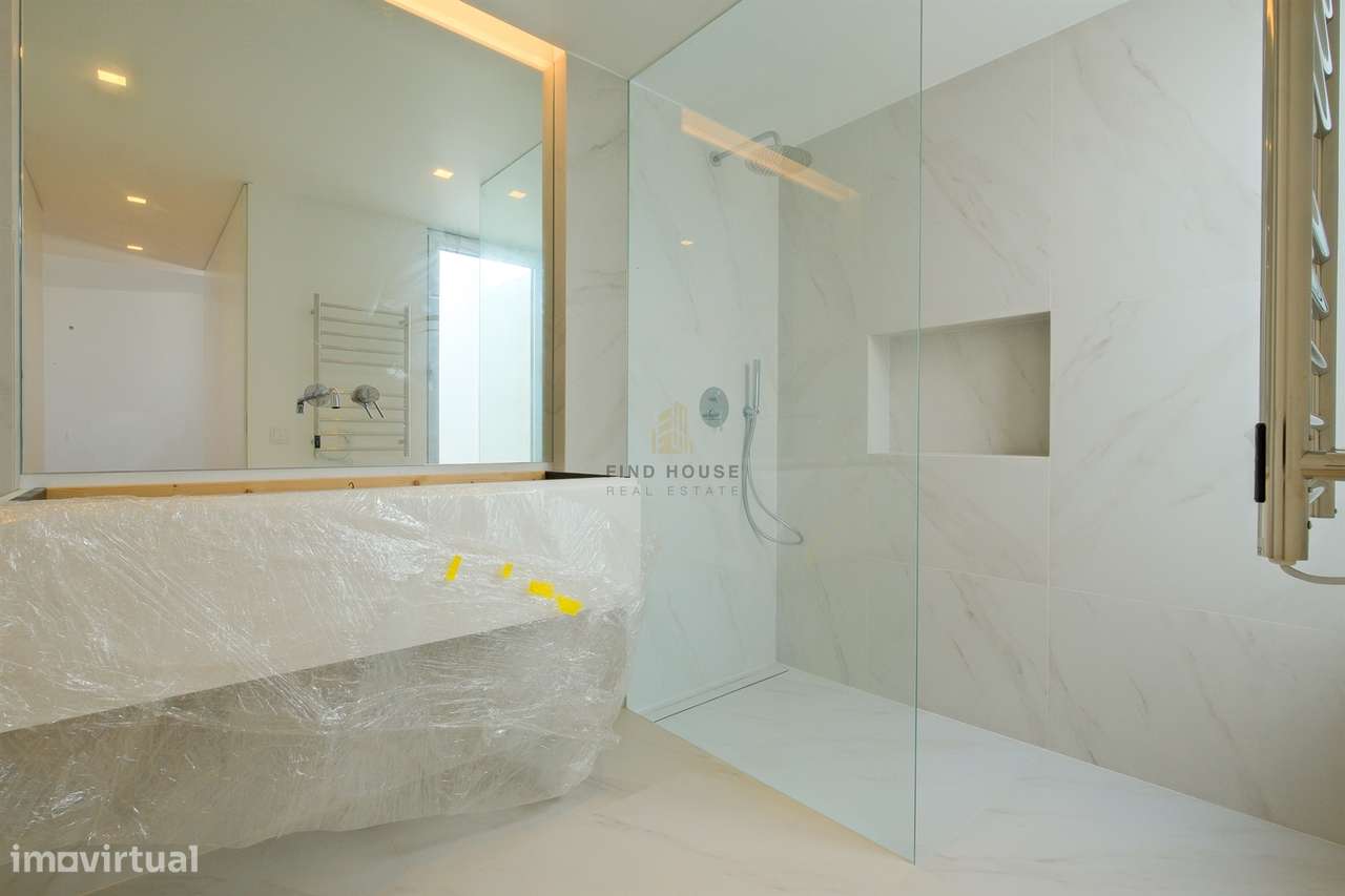 Moradia Isolada T4 com jardim e Garagem Box em Tires, São Domingos de-23