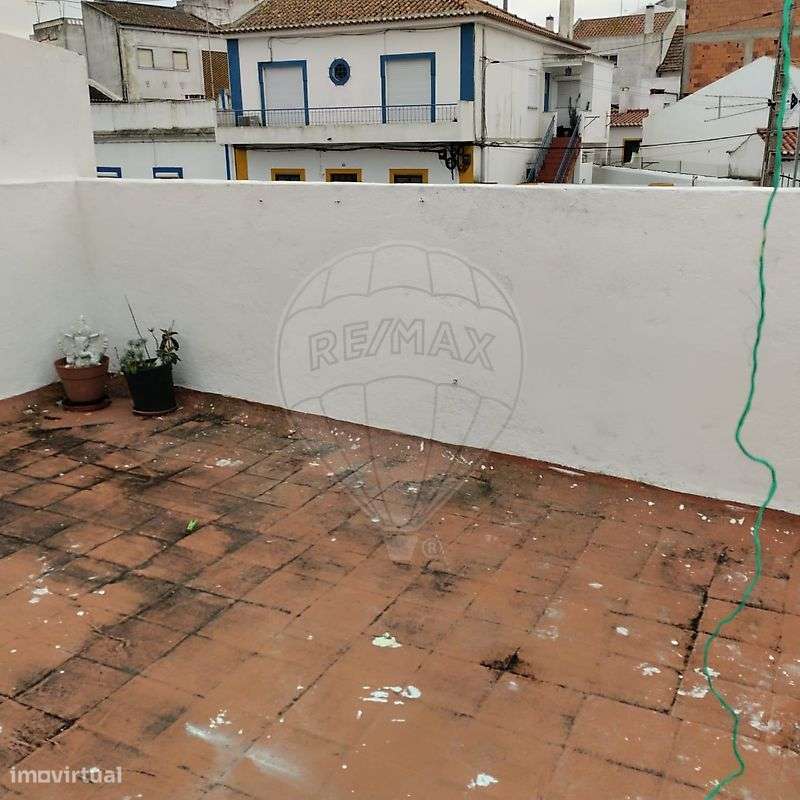 Moradia T2 para venda-8