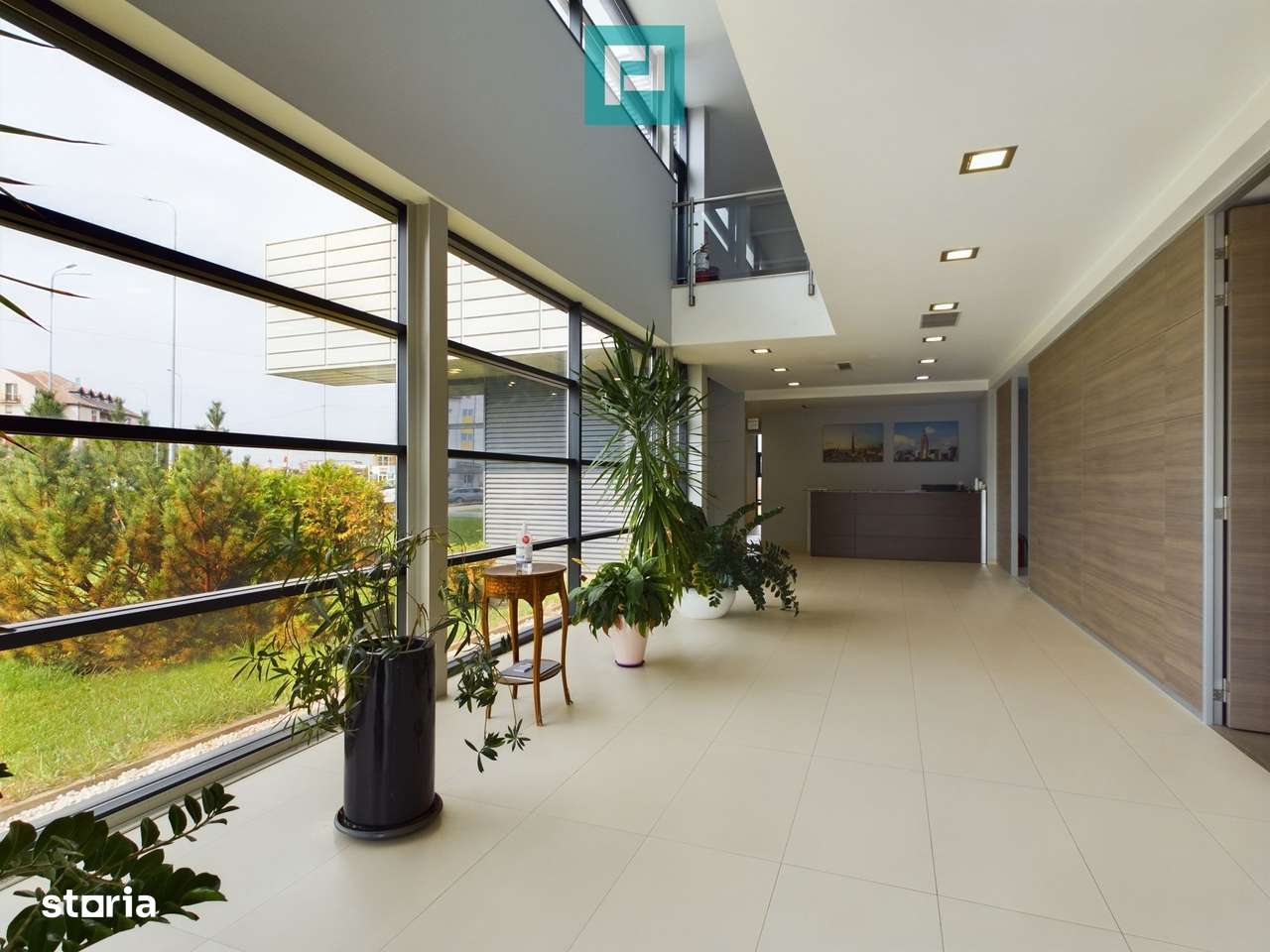 Spațiu comercial modern cu parcare proprie - Imagine principală: 5/20