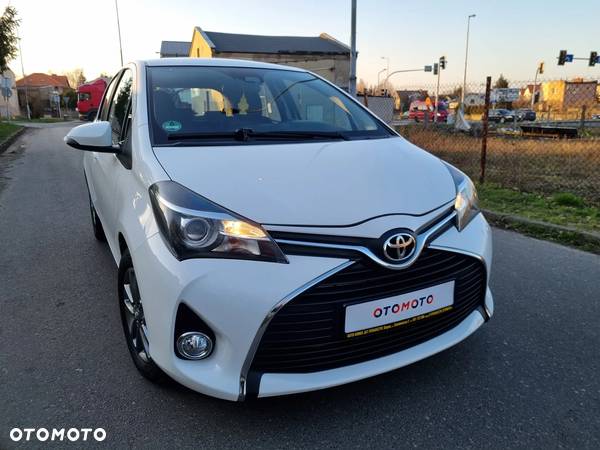 Toyota Yaris 1.33 VVT-i Executive - 1