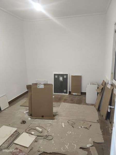 Em Breve T2+1 na Cova da Piedade arrendar - Grande imagem: 4/10