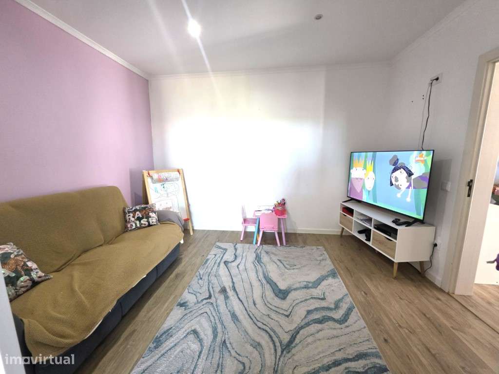 Moradia T3 com piscina inserida em lote de 1000 m2 a 6 km da praia ...-7