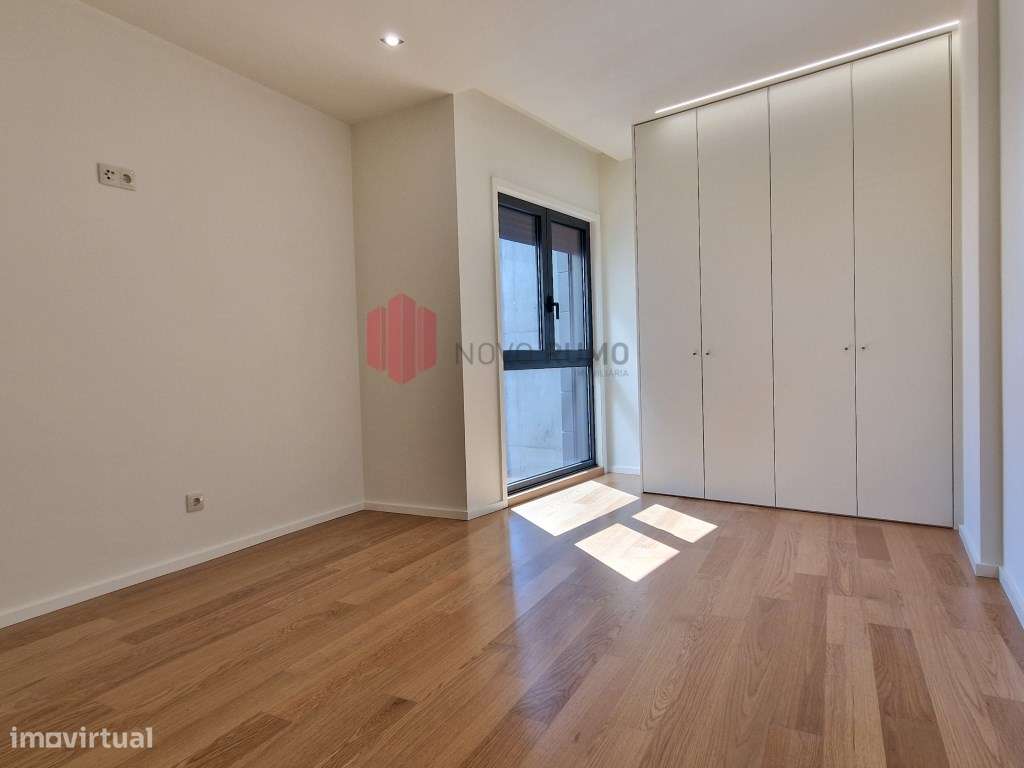 Apartamento T3 novo com terraço no centro da Maia pronto a habitar.-24