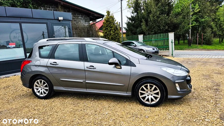 Peugeot 308 1.6 Premium Plus - 9