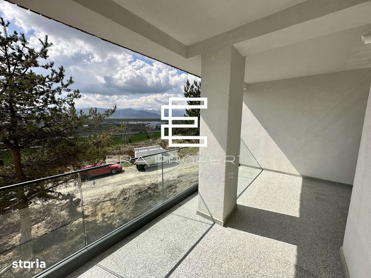 Apartament 2 camere - etaj 1- terasa 18 mp - zona Aeroport Sibiu - Imagine principală: 5/20