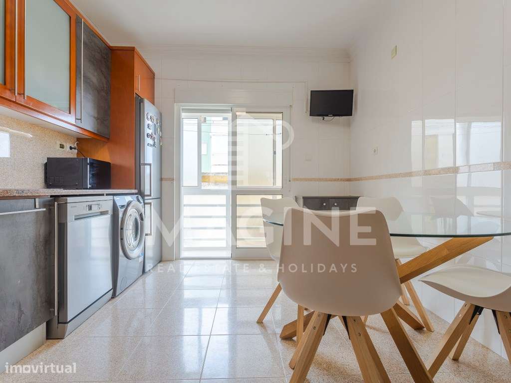 Apartamento T2 junto ao Hospital de São Bernardo-14