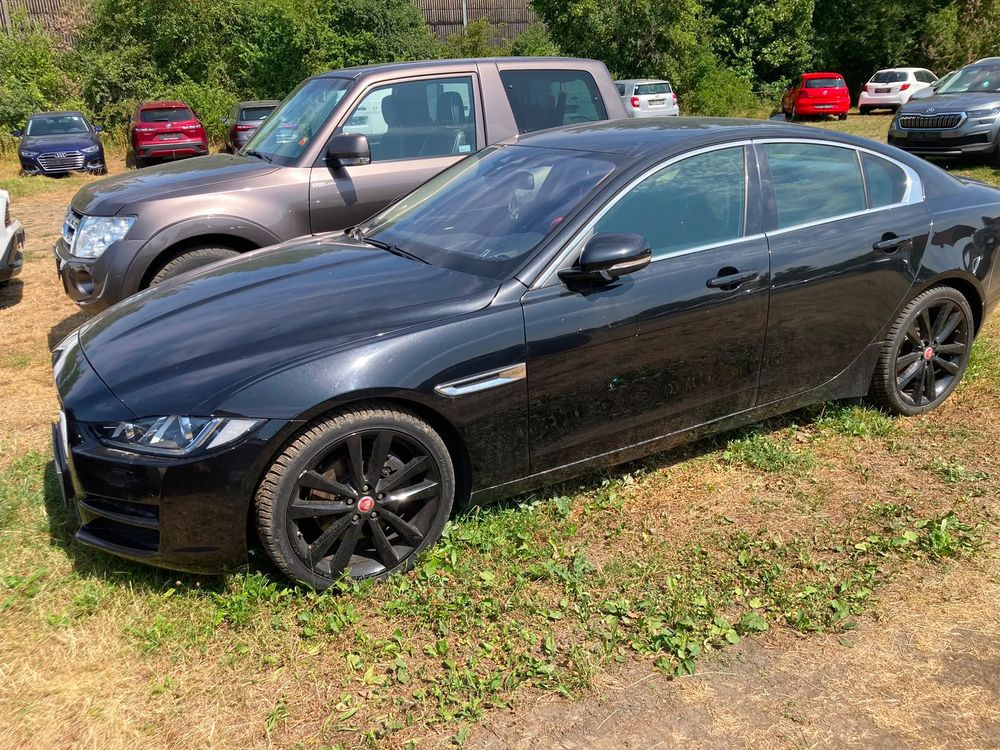 Jaguar XE 20d R-Sport 2015