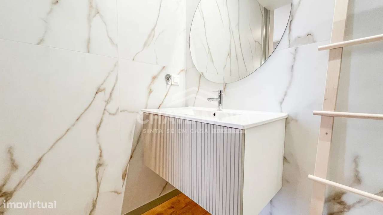 T0 Novo c/ Piscina e Lugar de Garagem em Santa Marinha (VL8)-11