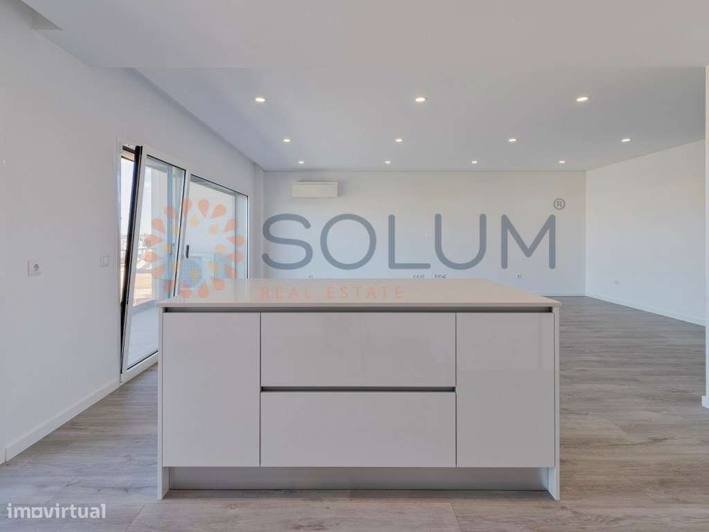 Duplex T5 novo com 3 suites - Montijo-9