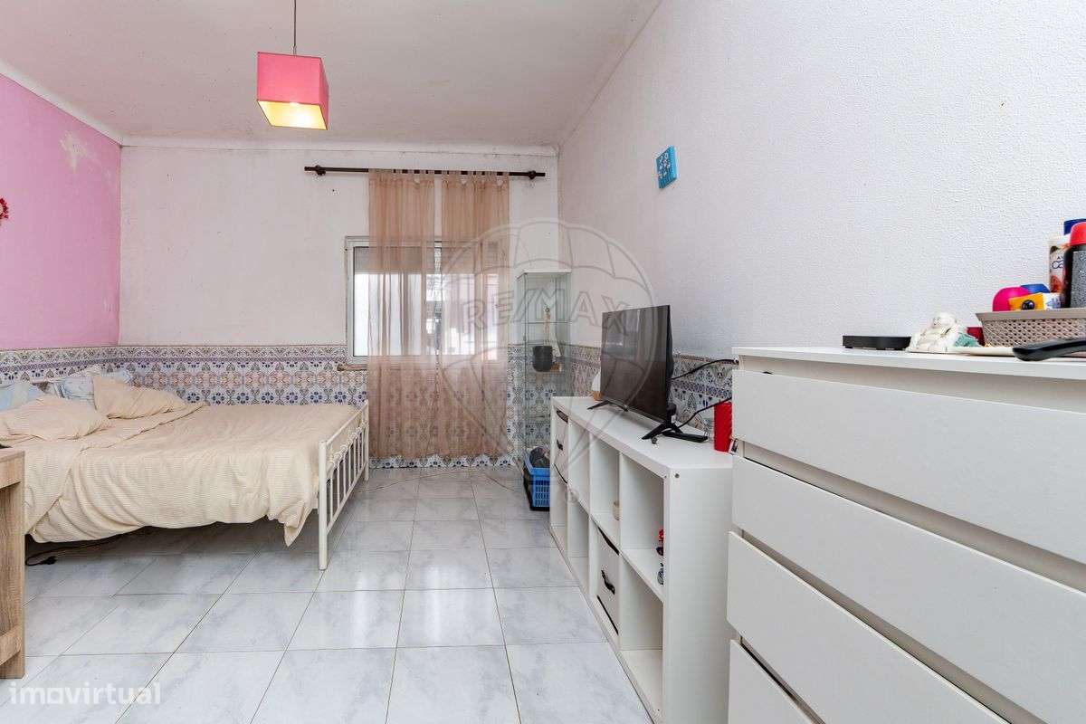 Prédio  para venda - Grande imagem: 5/18