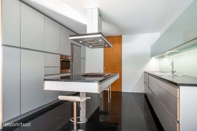 Moradia T3 para venda na  Rua do Telhado - São Pedro ( Este), Braga-6