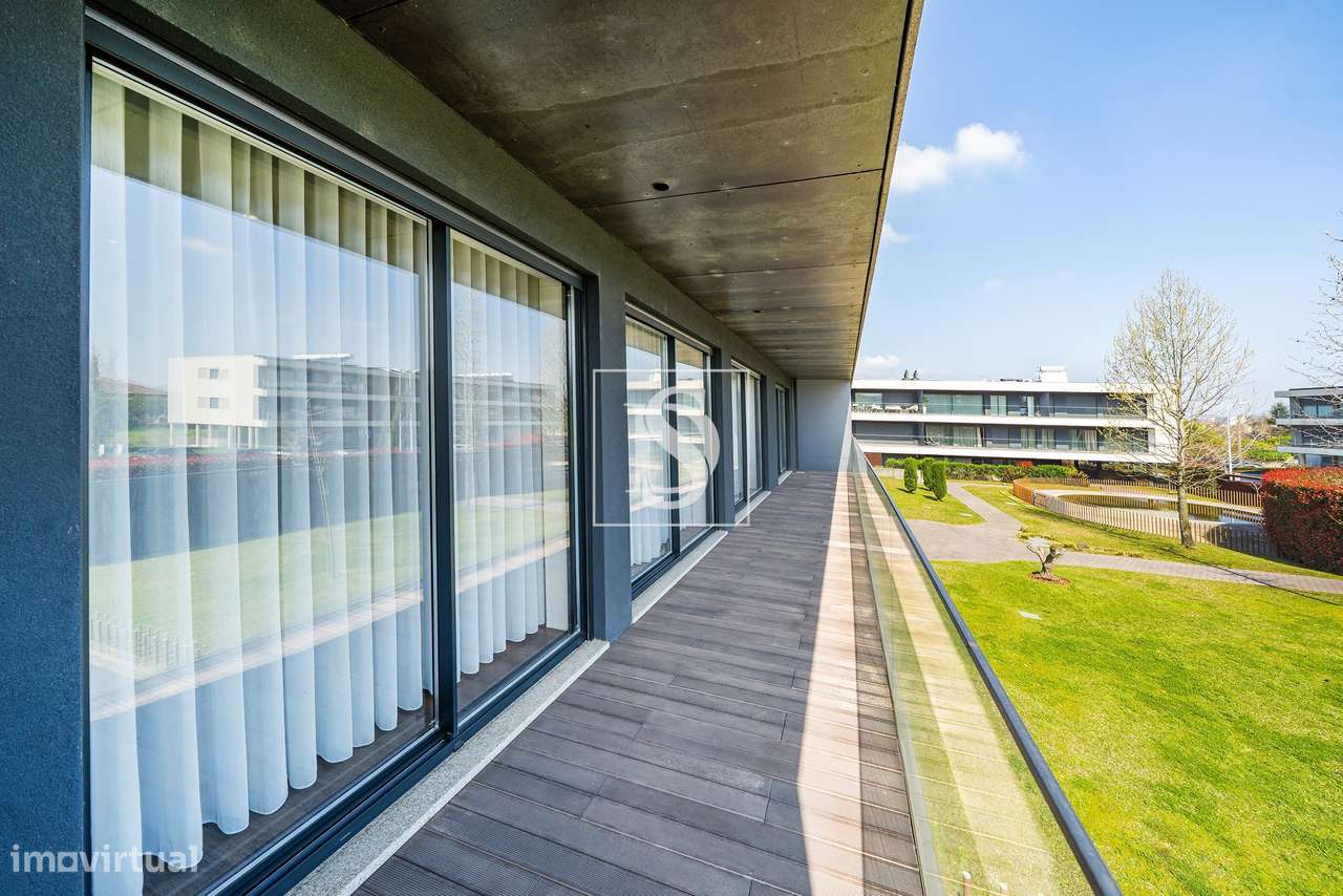 Apartamento T4 de Luxo, no Mira Rio 3, em Barcelinhos-36