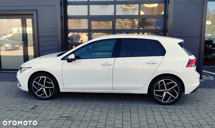 Volkswagen Golf VIII 1.5 eTSI EVO Life DSG - 7