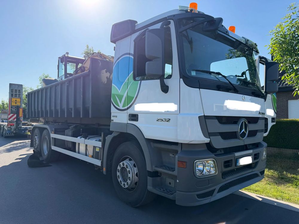 Mercedes-Benz Actros 2011