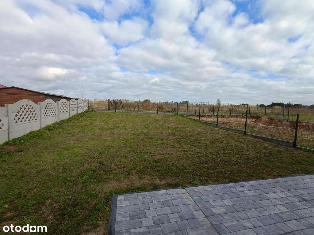 Przestronny dom w zabudowie dwulokalowej!-10