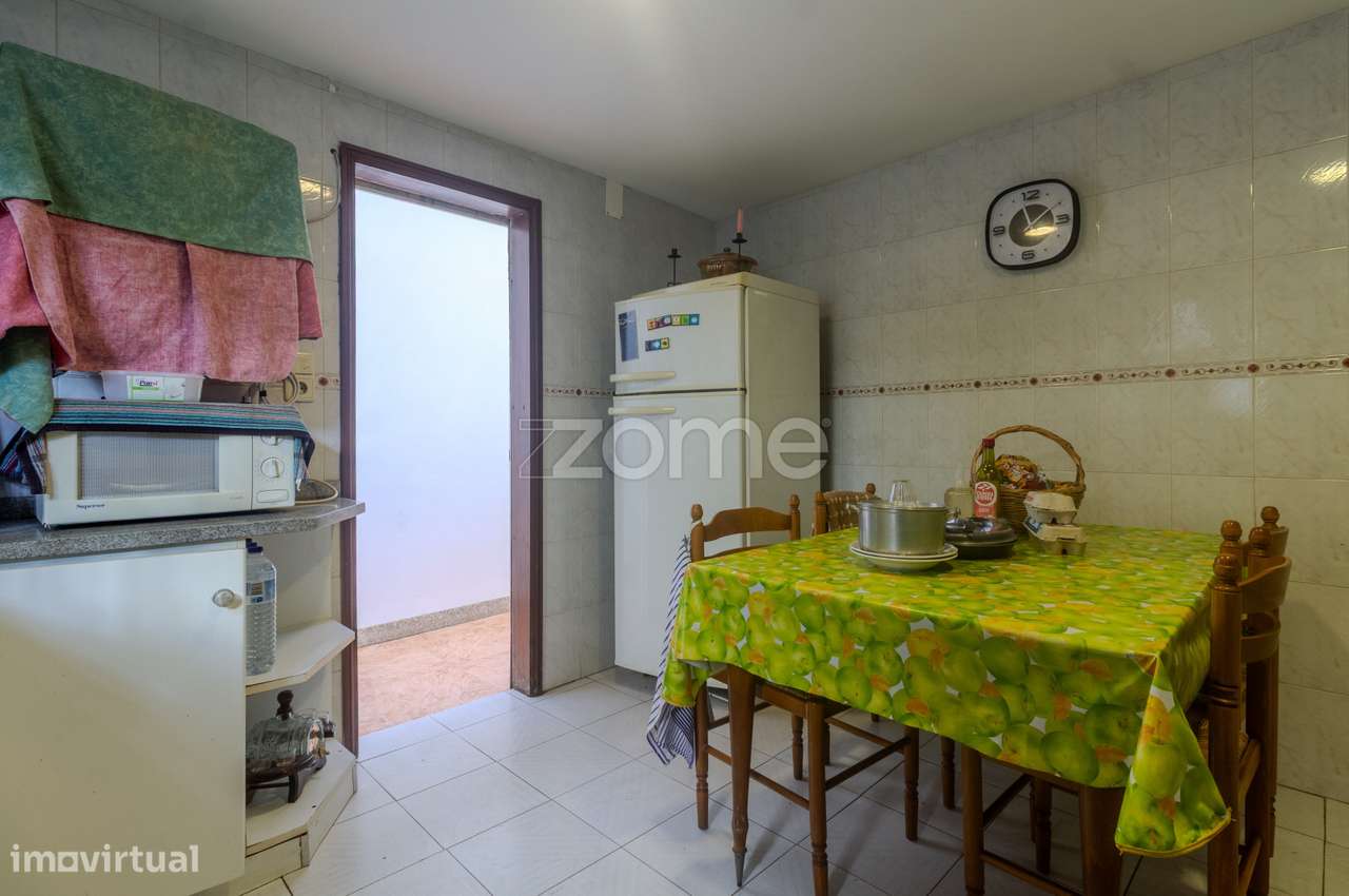 Moradia Isolada T3 com Terreno - Foz do Sousa-6