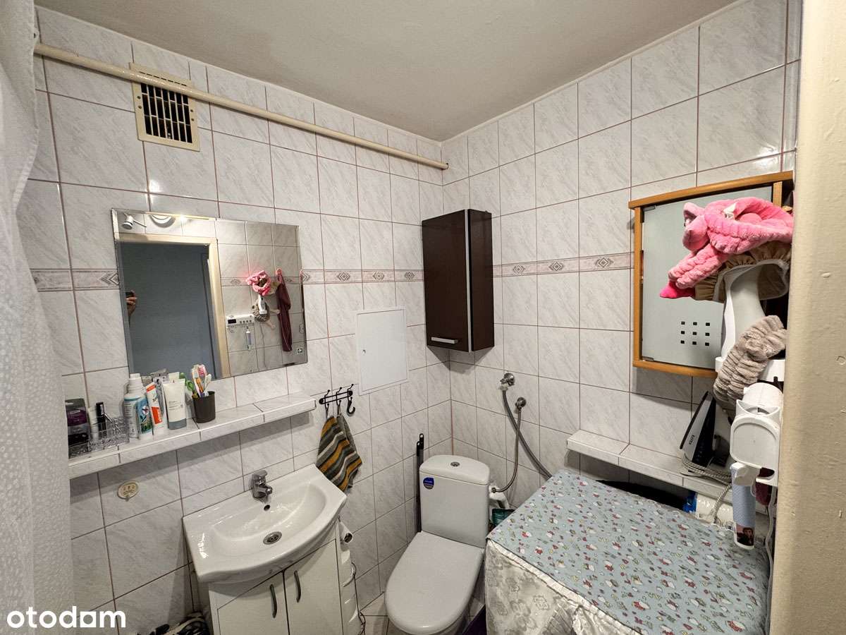 Trzy pokoje na  oś. Widok z pełnym wyposażeniem-5