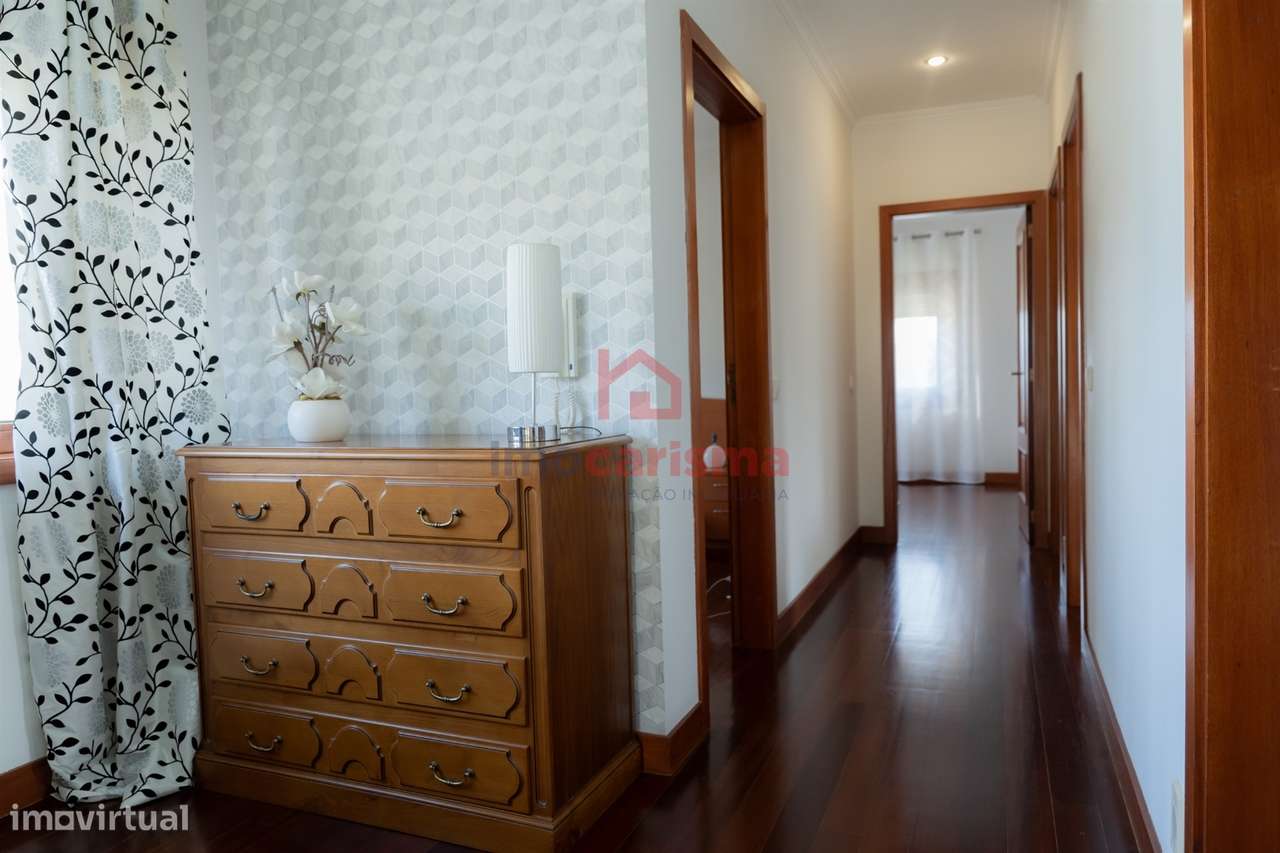 Moradia T4 em Guardizela, Guimarães-10