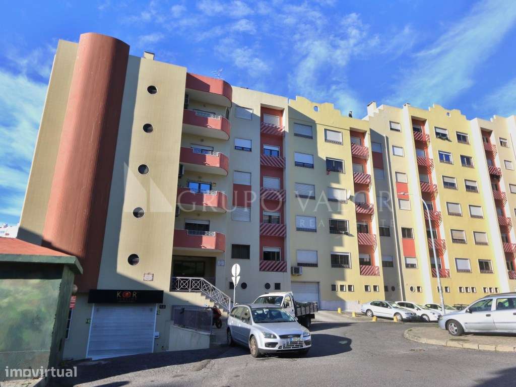 Apartamento T3 em Queluz-26
