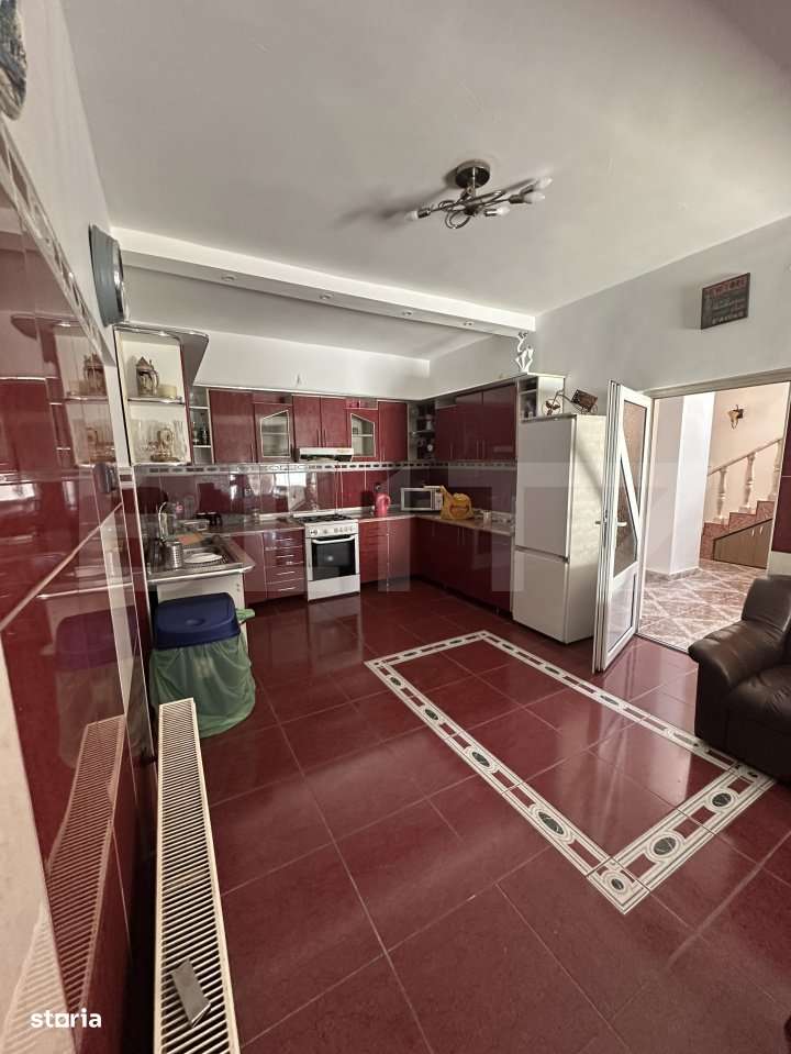 Casa tip P+M,4 camere,240mp,zona Aurel Vlaicu - Imagine principală: 2/19