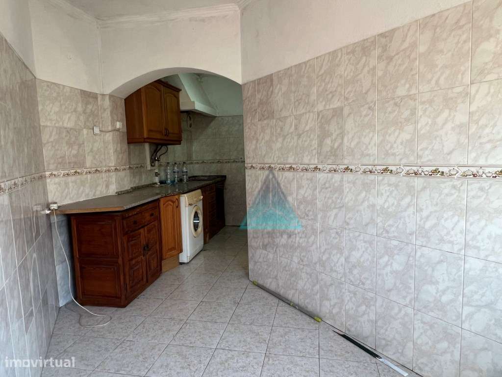 Apartamento T2 Paivas Velhas 1º andar-4