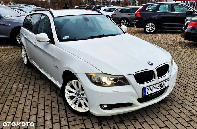 BMW Seria 3 320d - 10