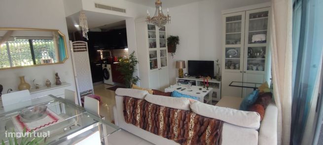 Apartamento T1 com piscina, Palmela-0