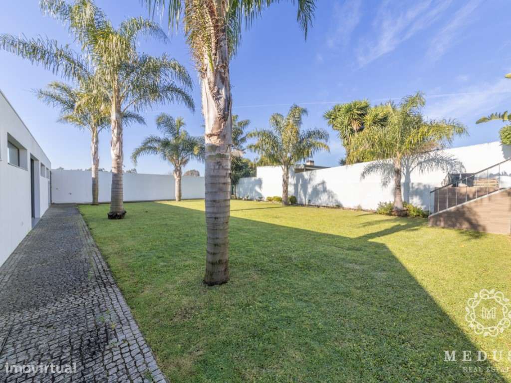 Moradia térrea com jardim | Serzedo, Vila Nova de Gaia-28