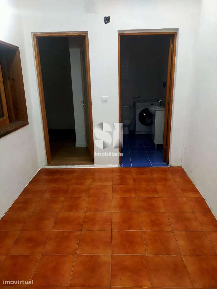 Moradia em Banda T4 - Grande imagem: 2/19