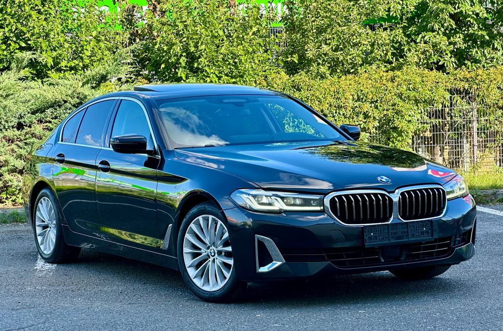 BMW 5 Series 520i AT MHEV 2022