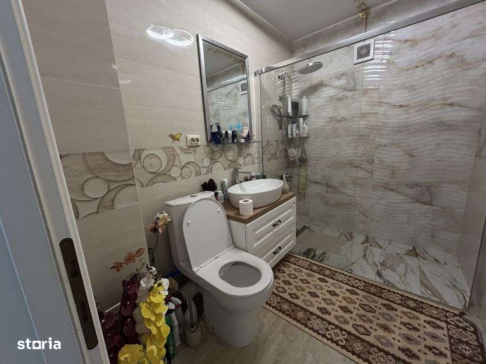 Apartament 2 camere, semidecomandat, mobilat/utilat cu gradina, zona E - Imagine principală: 5/10