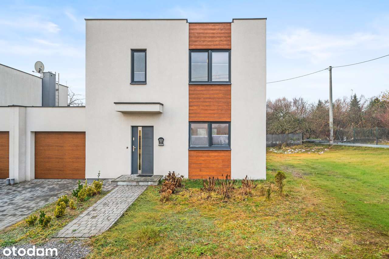 Nowoczesny, wyposażony i energooszczędny dom  z 2021 roku-10