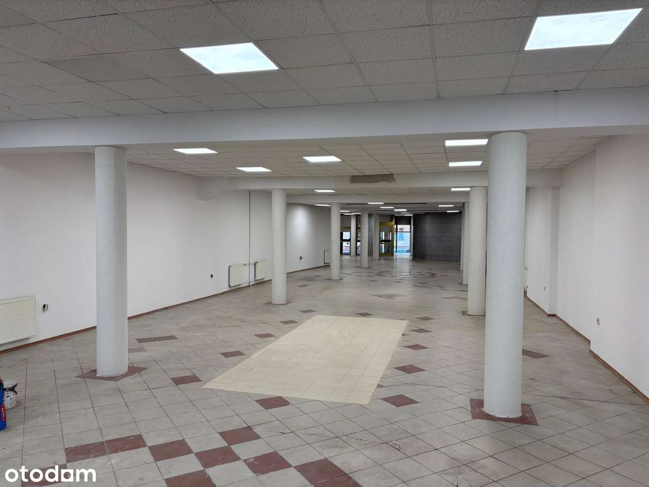 Lokal handlowo- usługowy 370 m. parter, centrum - Pełny obrazek: 4/8