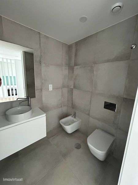 Apartamento T1 com mês de Janeiro já pago - entrada imediata - Grande imagem: 5/11