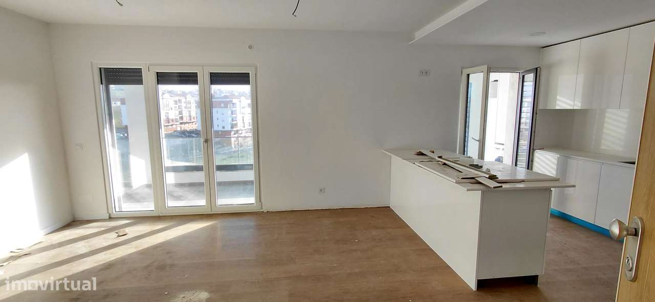 [Nova Construção] T2 Venteira c/ varanda, garagem e arrecadação - Grande imagem: 5/22