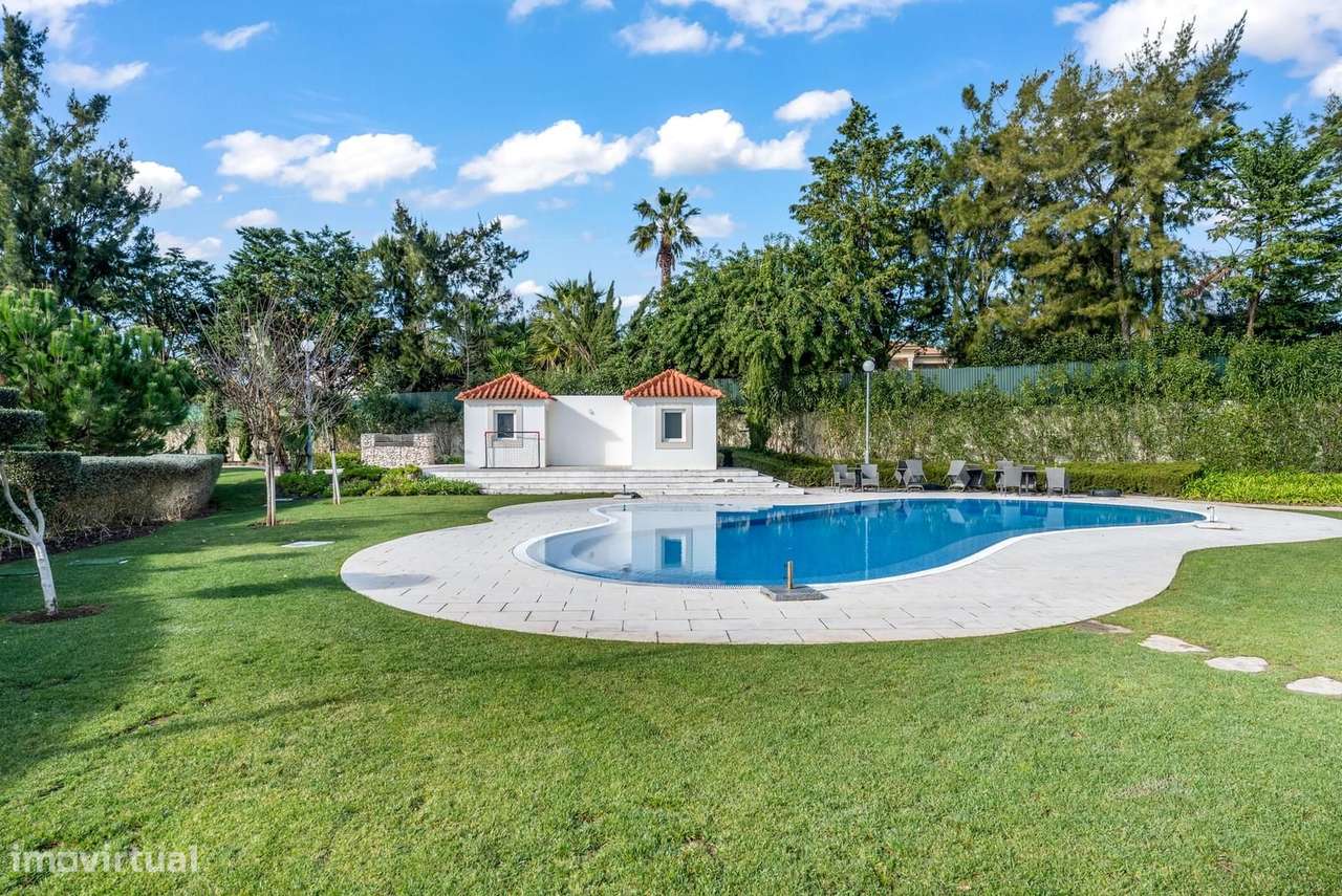 Apartamento T5 + 1 com piscina, Bairro da Martinha, Cascais-41